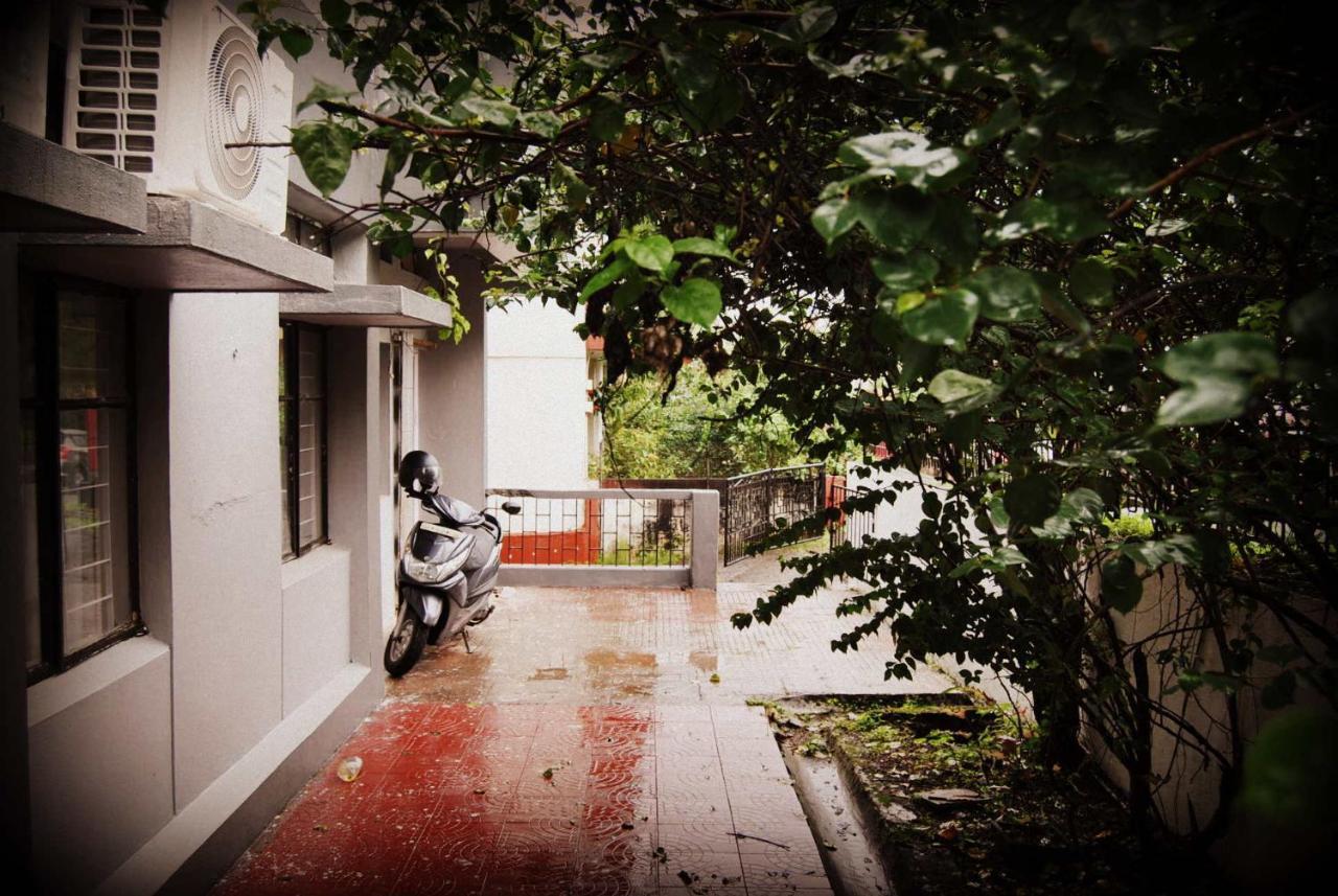 Monkey Mind Hostel Márgáo Kültér fotó