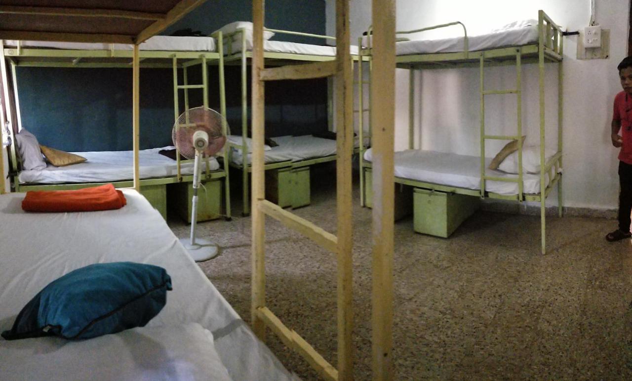 Monkey Mind Hostel Márgáo Szoba fotó